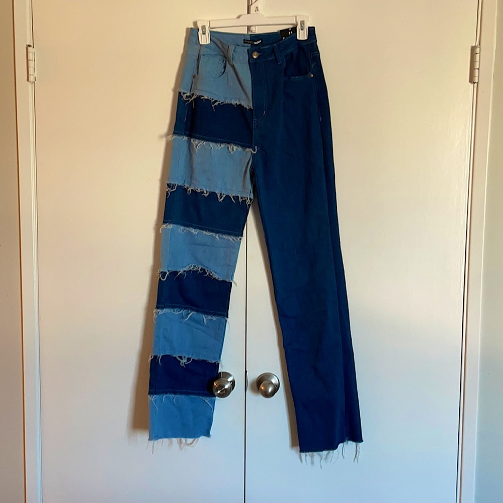 Trendy straight legged jeans size 11 or 30